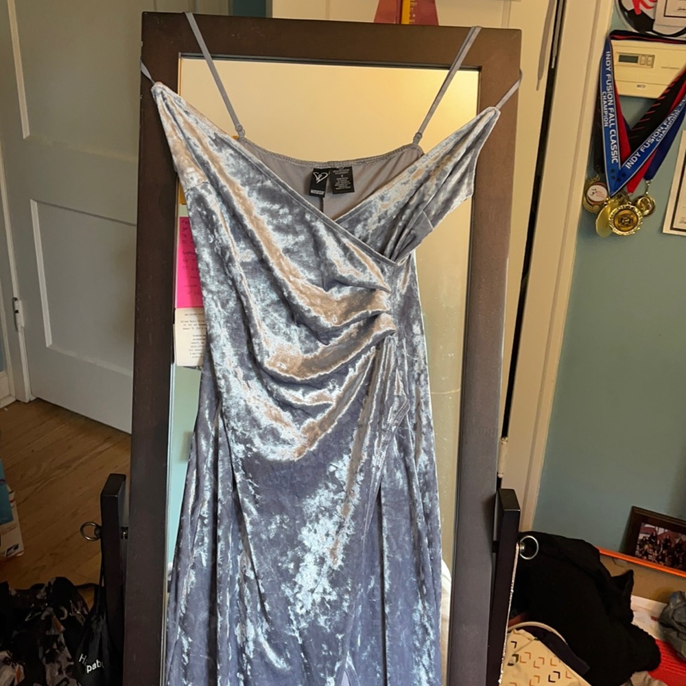 Windsor velvet blue prom dress size S